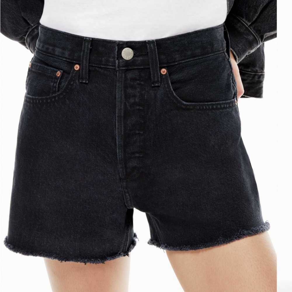 NWT Aritzia denim forum Joni loose short
